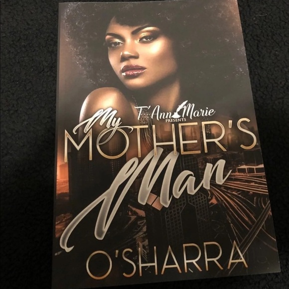 Books - Picture 3 of 4